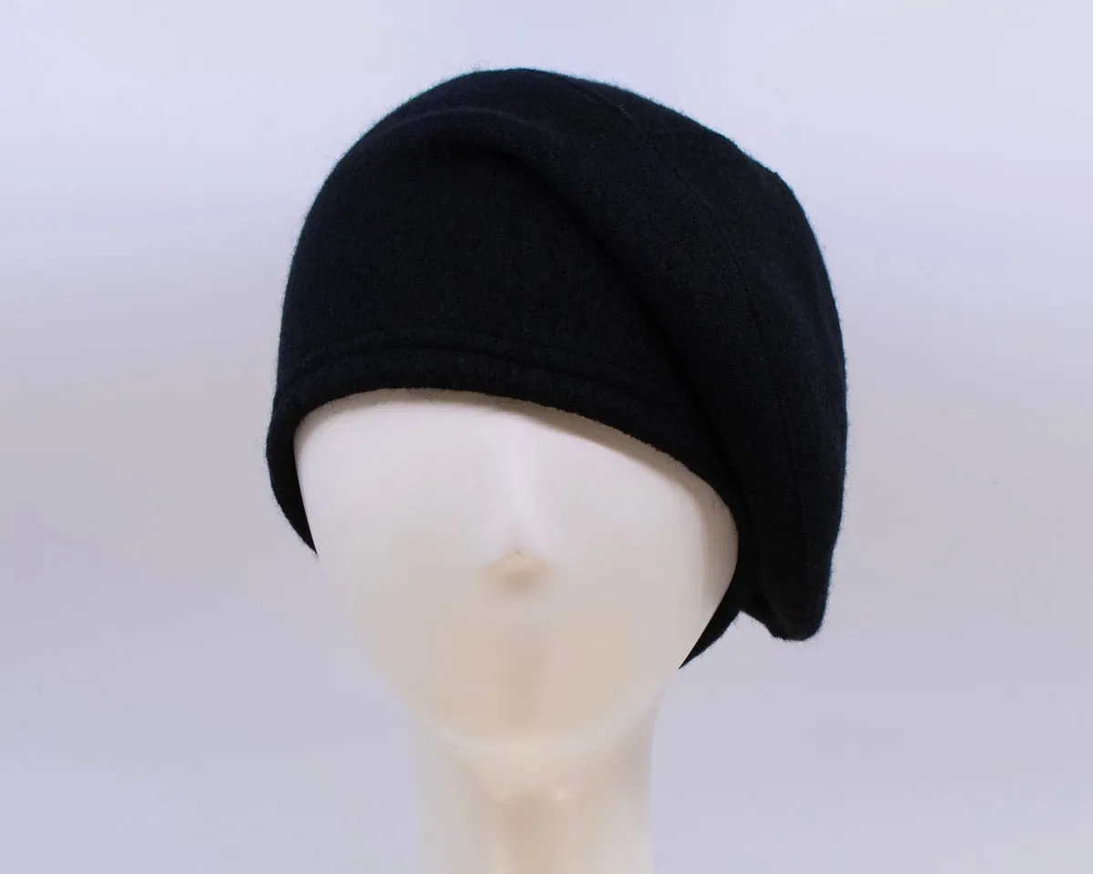 Boiled Wool Beret in Black / Size 1