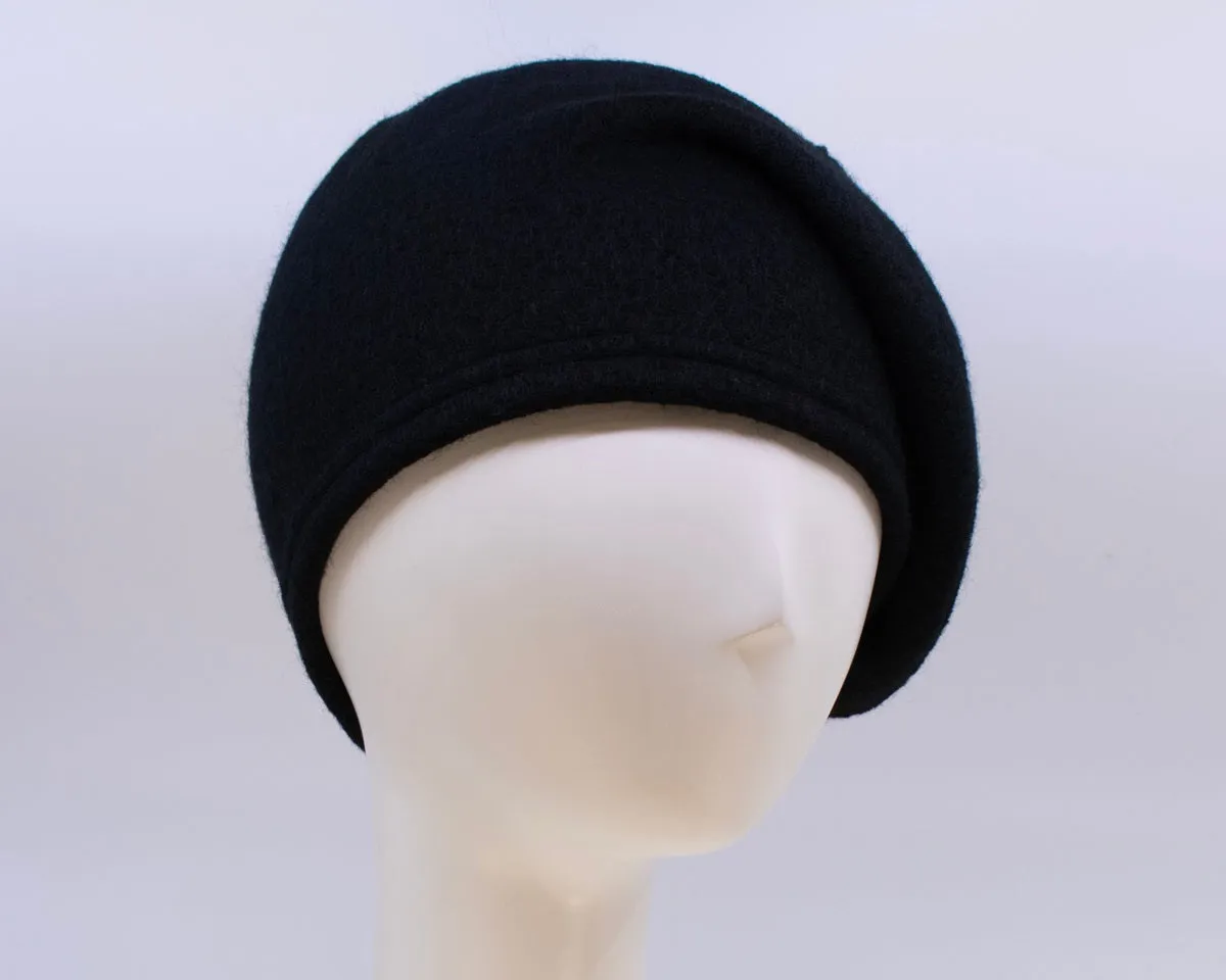 Boiled Wool Beret in Black / Size 1